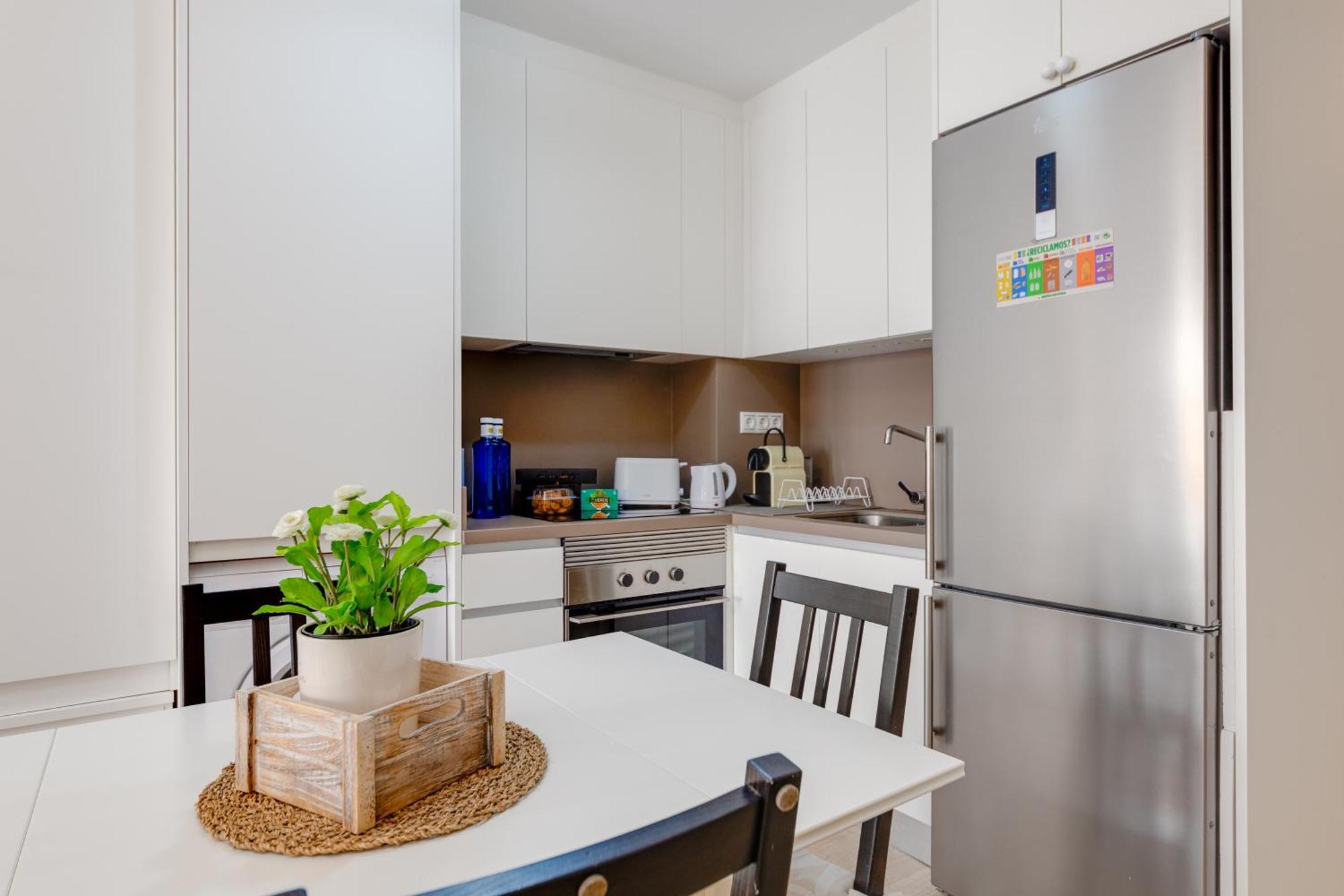 Hb Apartments - Apartamento Alicante Rambla Mercado Central Playa - El Loft Del Barrio Eksteriør bilde